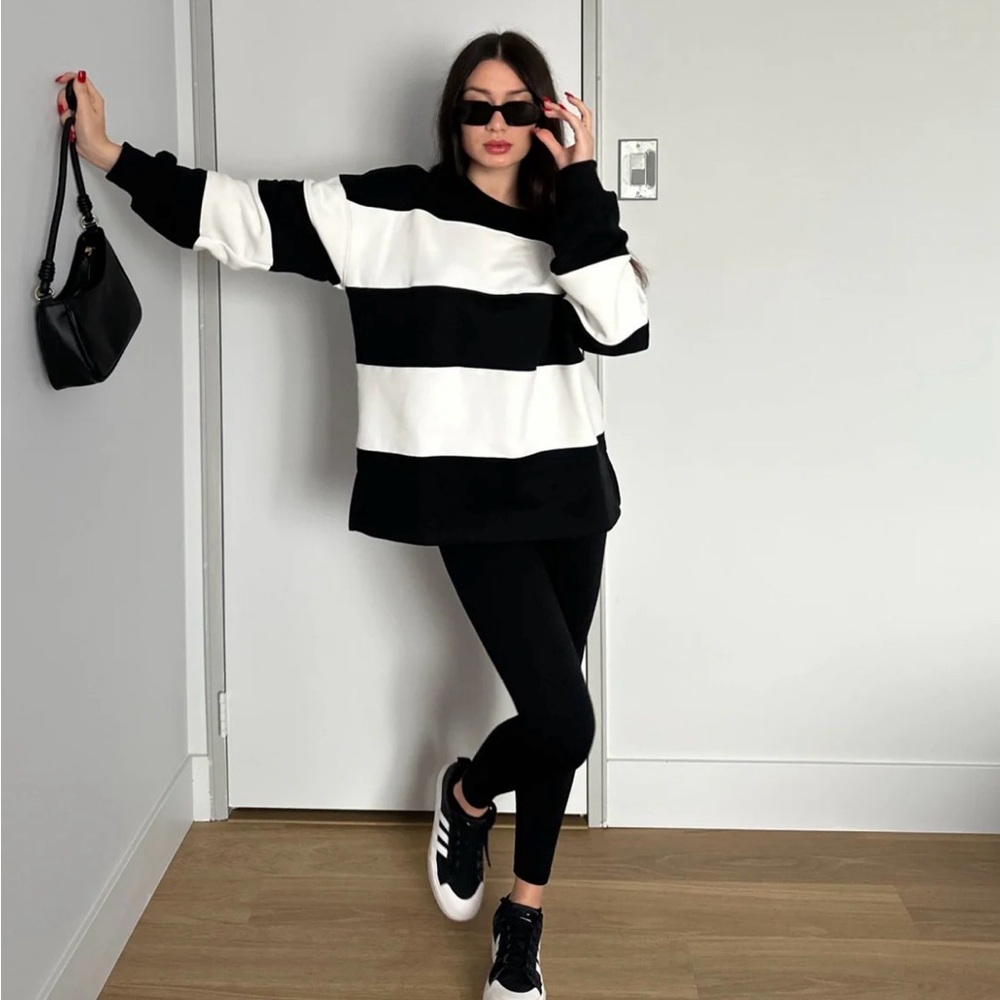 Black and White Striped Women's Sweater